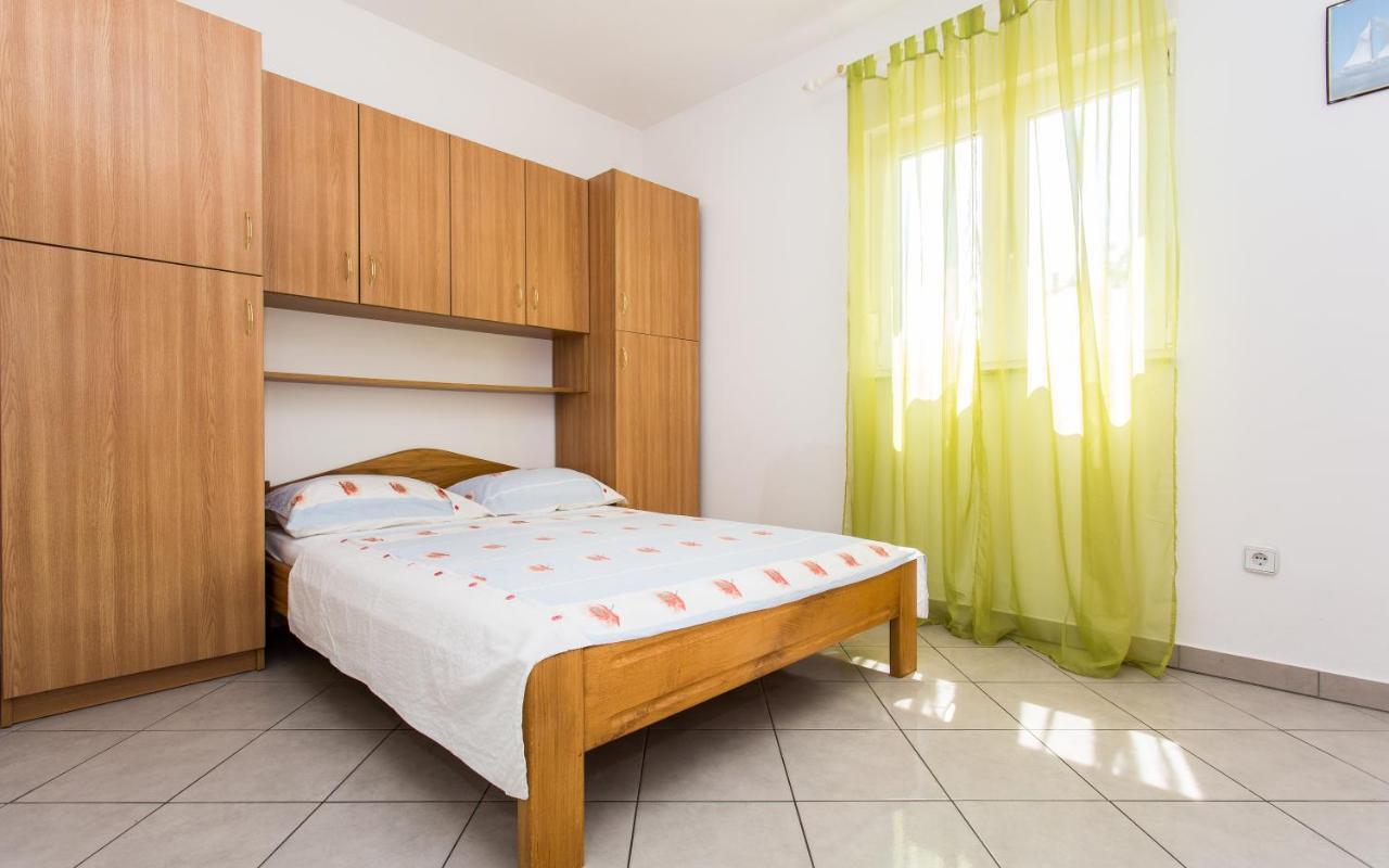 Apartman Justinic Šilo Kültér fotó