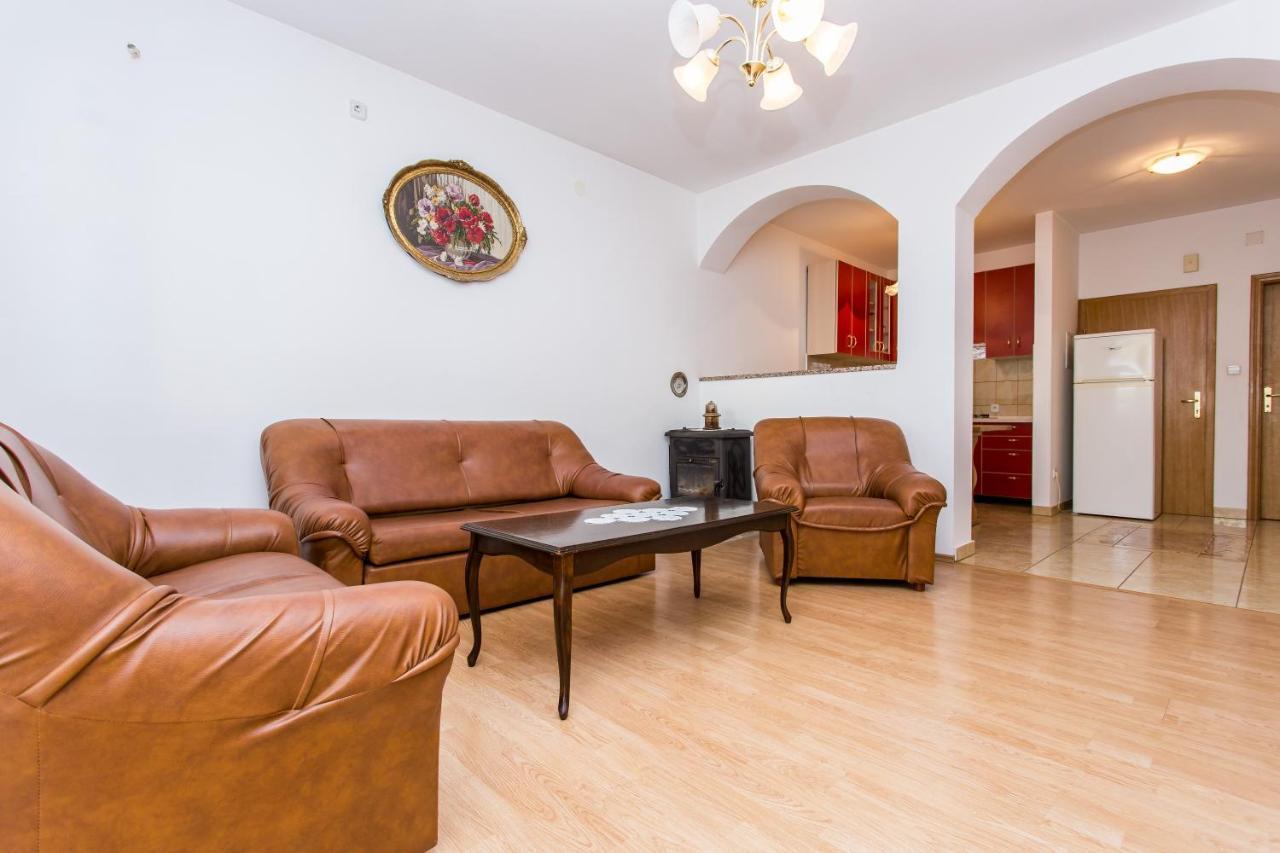 Apartman Justinic Šilo Kültér fotó