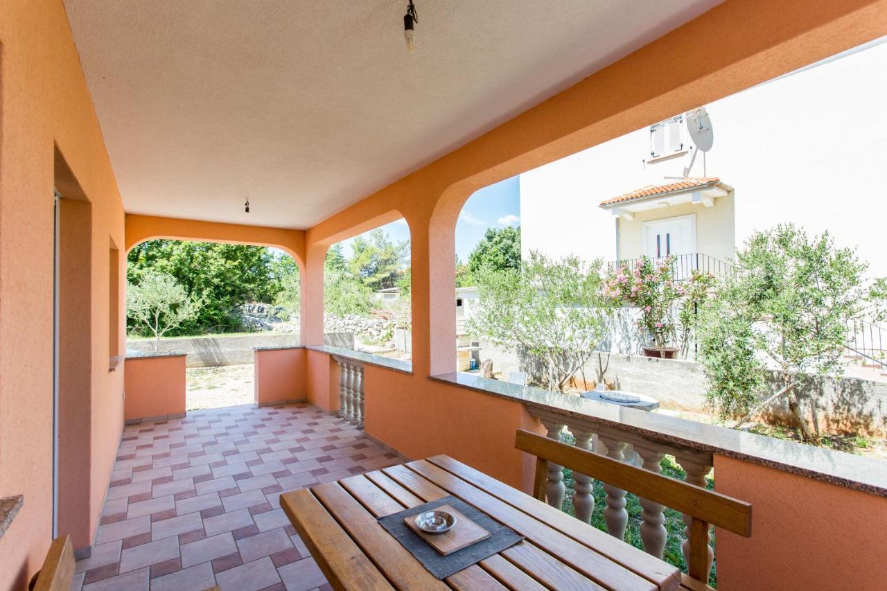 Apartman Justinic Šilo Kültér fotó