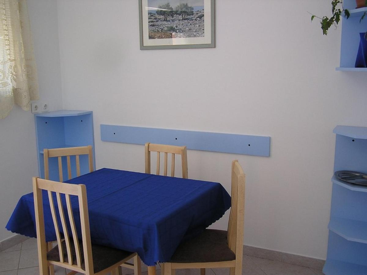 Apartman Justinic Šilo Kültér fotó