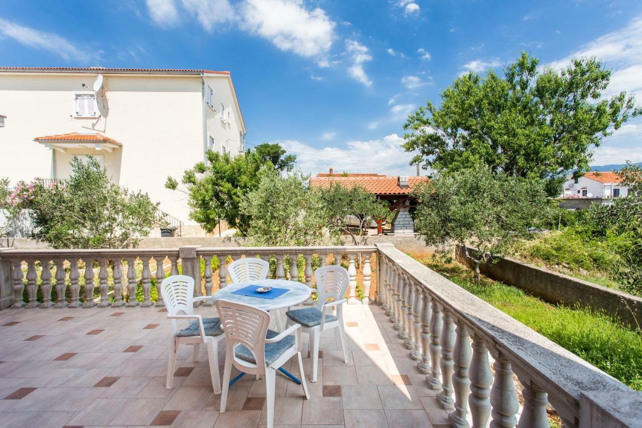 Apartman Justinic Šilo Kültér fotó